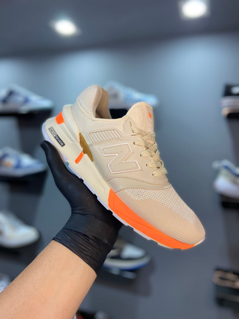 New balance laranja