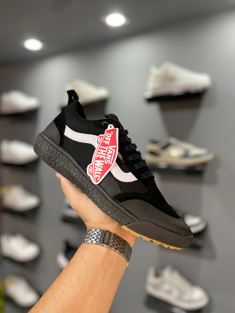 Vans ultrarange exo preto