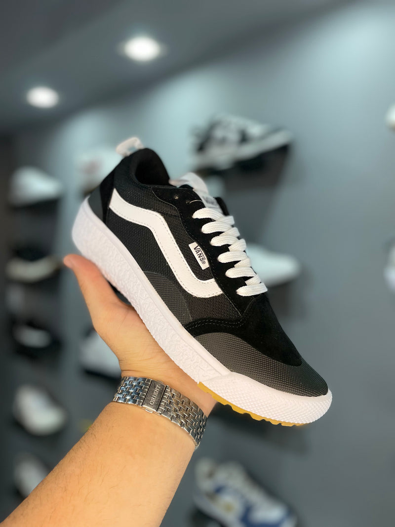 Vans ultrarange vr3 preto