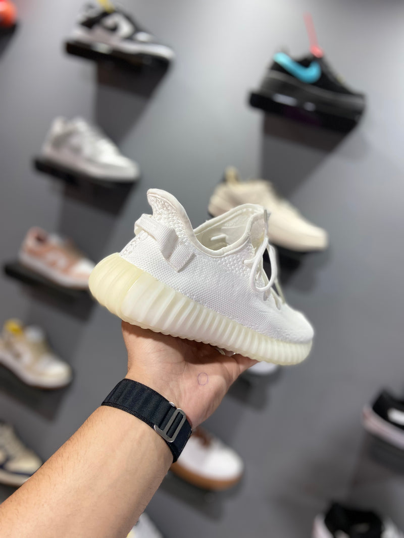 PROMOÇÃO 2 Yeezy boost branco