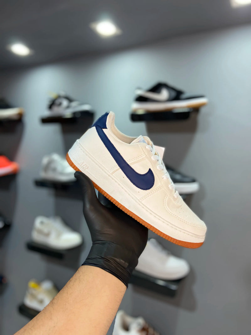 Air force 1 branco e azul